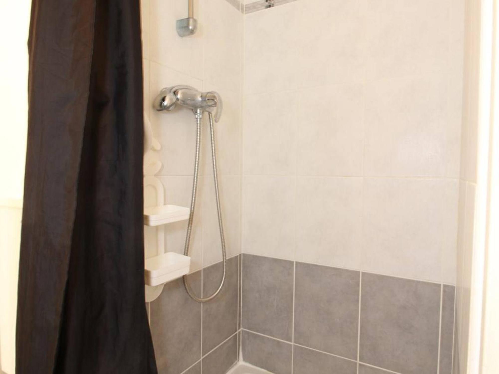 Appartement T2 Avec Terrasse, Proche Thermes, Garage Et Wifi - Balaruc-Les-Bains - Fr-1-553-182 Exterior photo
